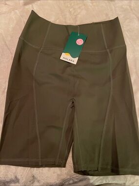 HALARA Olive Green High-Rise Biker Shorts 7” NWT No Pockets